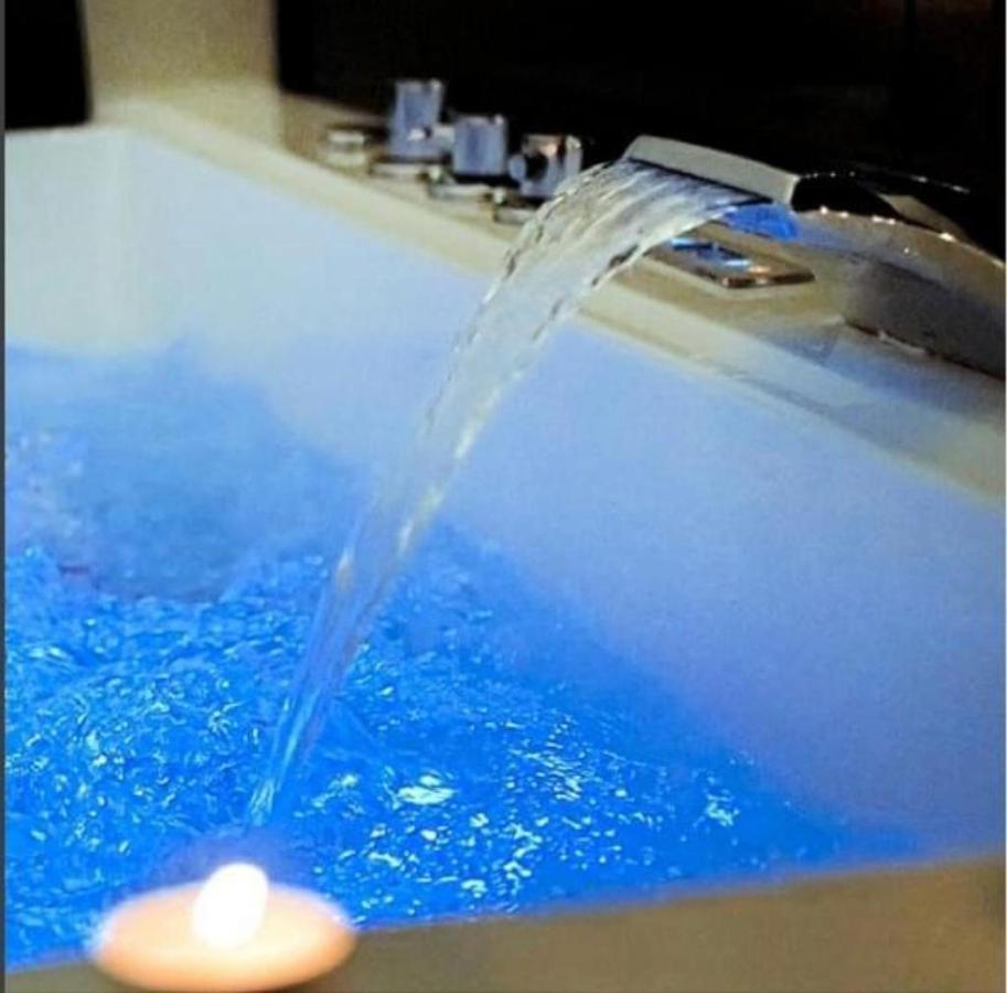 Umberto I° Suite & Spa Napoli Ngoại thất bức ảnh