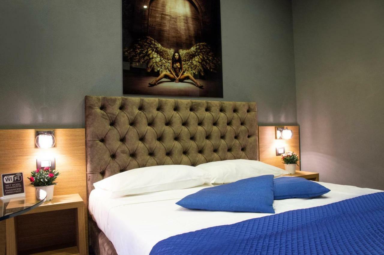 Umberto I° Suite & Spa Napoli Ngoại thất bức ảnh
