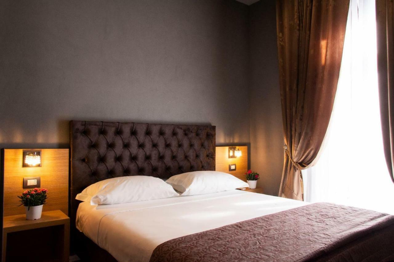 Umberto I° Suite & Spa Napoli Ngoại thất bức ảnh