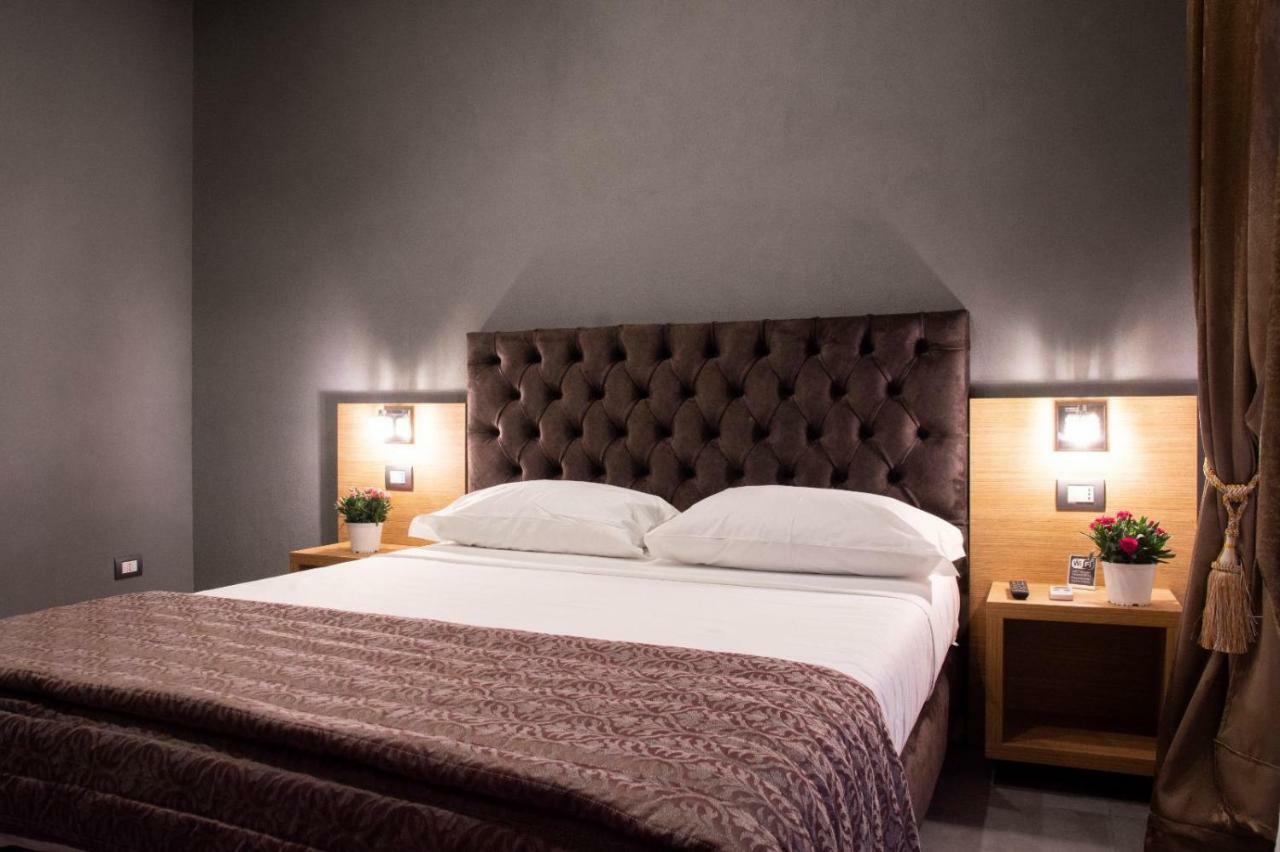 Umberto I° Suite & Spa Napoli Ngoại thất bức ảnh