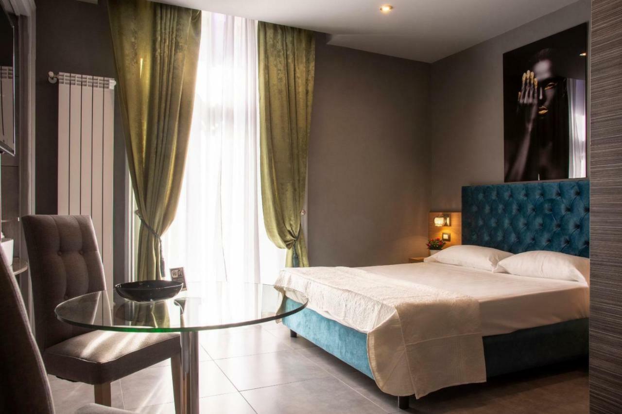 Umberto I° Suite & Spa Napoli Ngoại thất bức ảnh